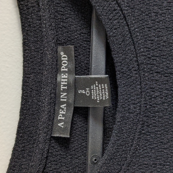 Pea in the Pod maternity top - Picture 3 of 4